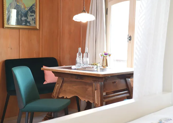 Casa Fausta Capaul Otel *