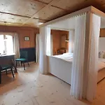 Casa Fausta Capaul Szálloda Breíl