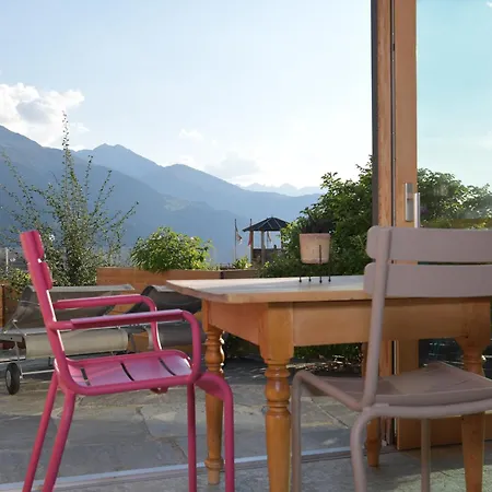 Casa Fausta Capaul Hotel *